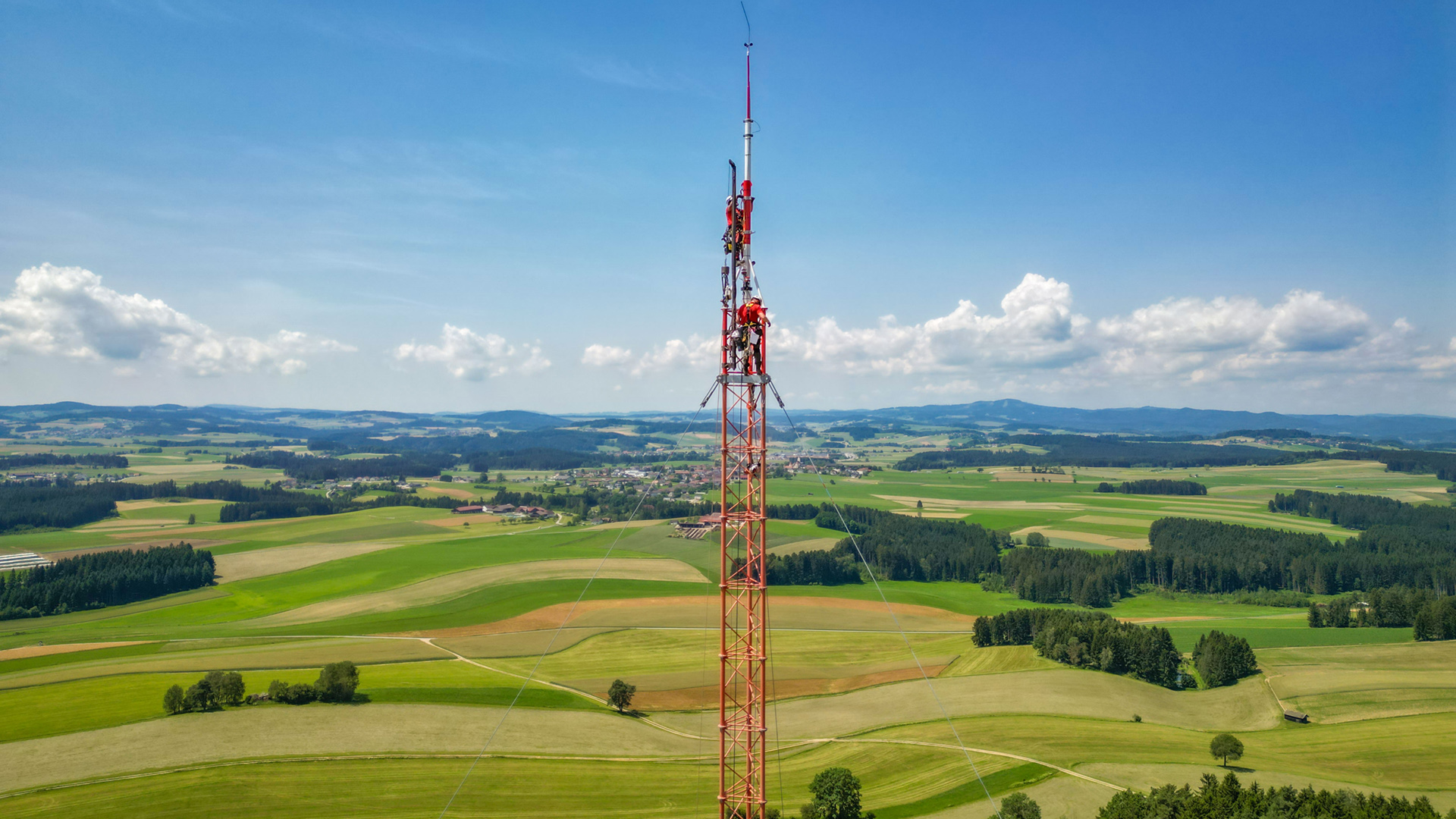 Energiewerkstatt Windmessungen VERBUND AG Muehlviertel Rainbach Gruenbach 120 Meter Windmessmast 1